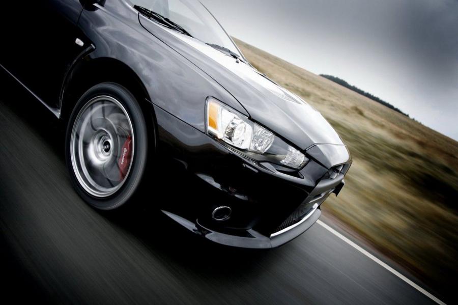  Mitsubishi Lancer Evolution X 2007 года  (фото 111 из 149)